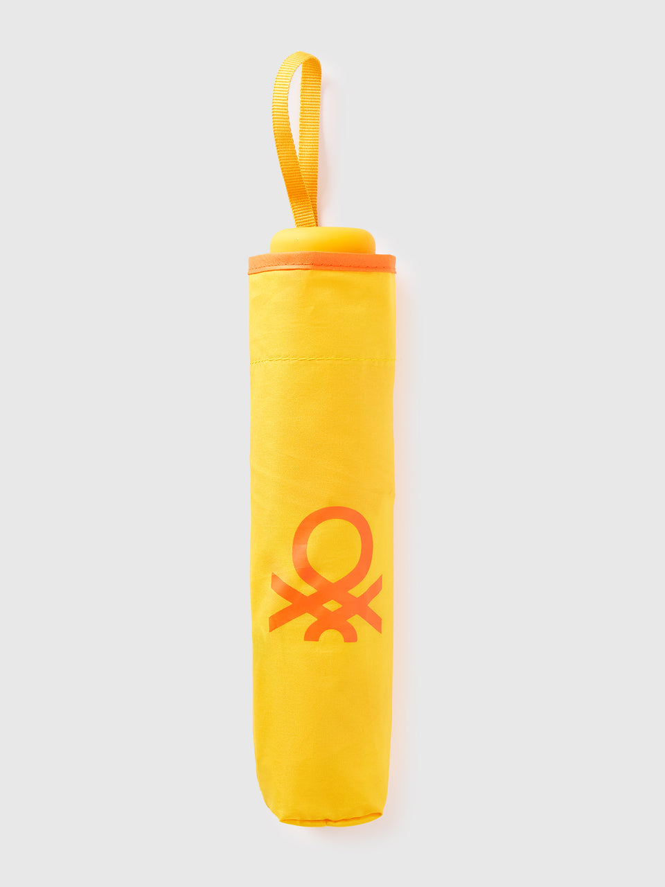 Yellow umbrella - ucb_image_FS