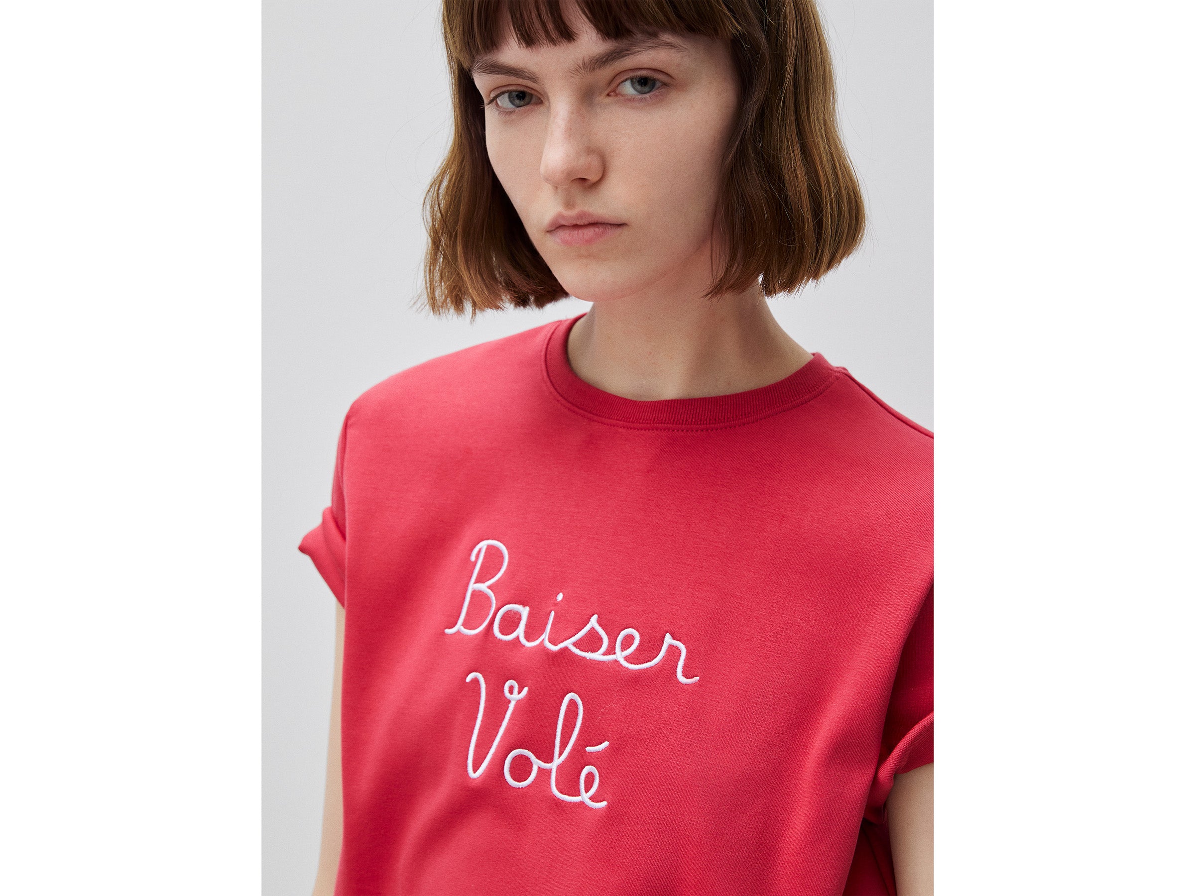 T-shirt com texto bordado - ucb_image_FY