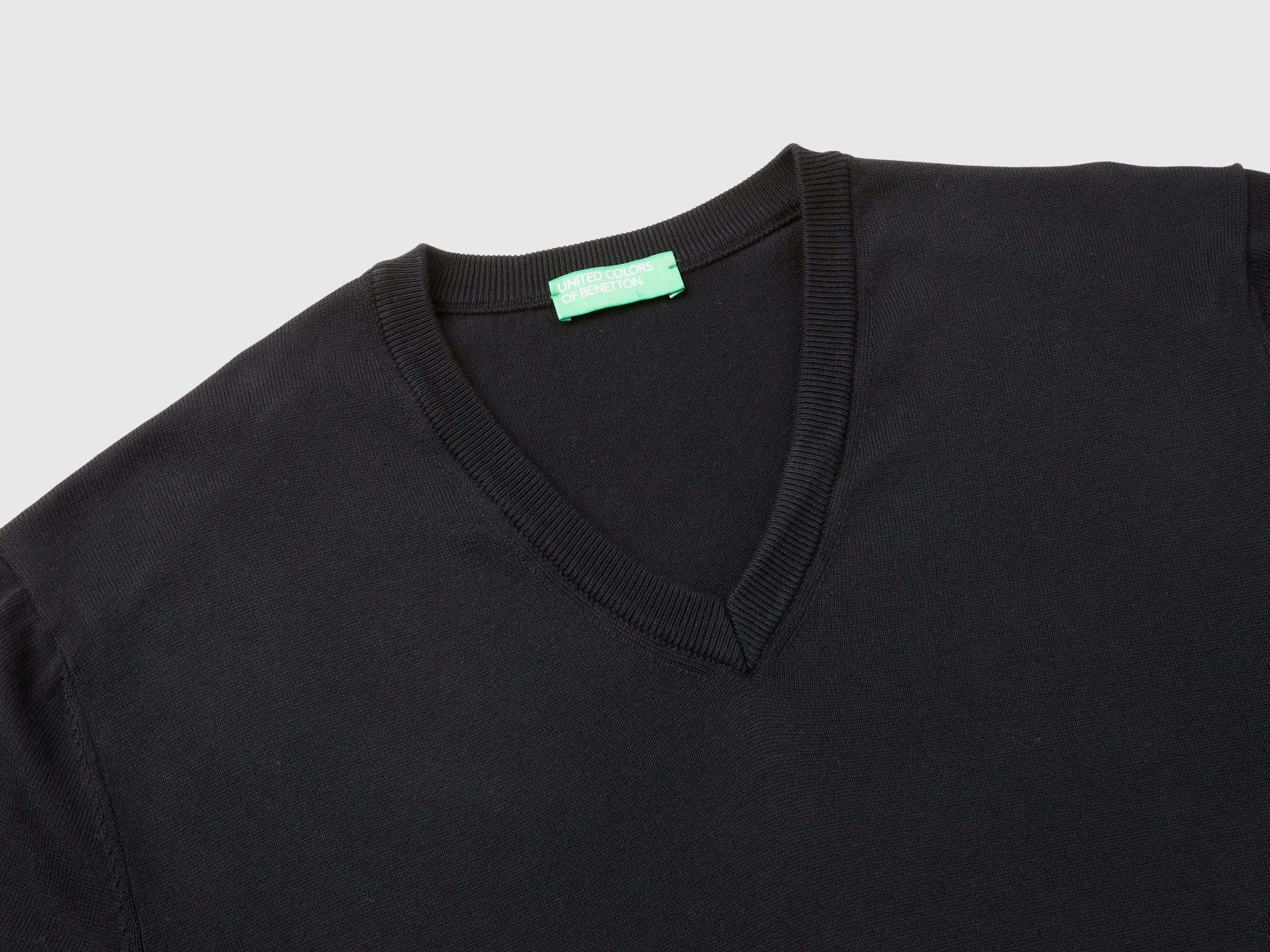 Camisola em algodão puro com decote em V - ucb_image_DS1