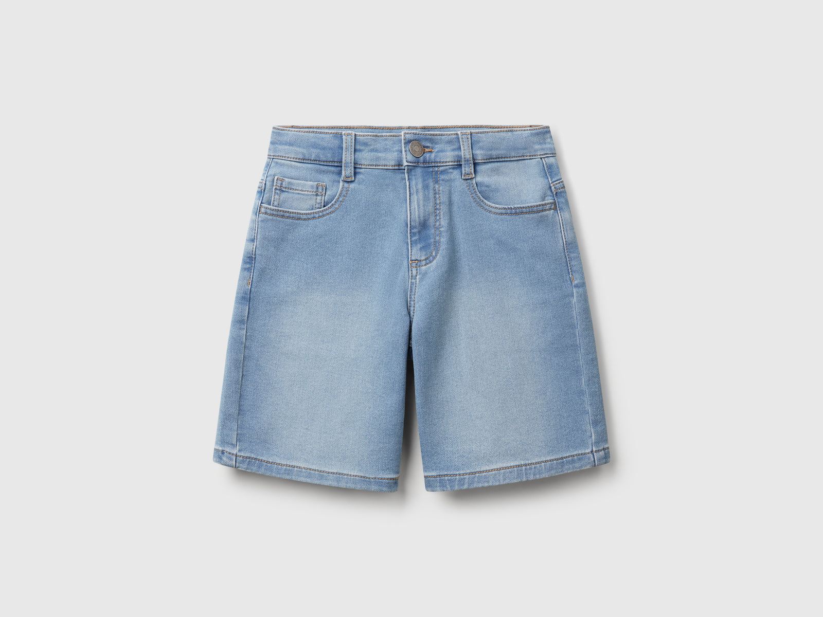 Bermudas straight em denim elástico - ucb_image_FS