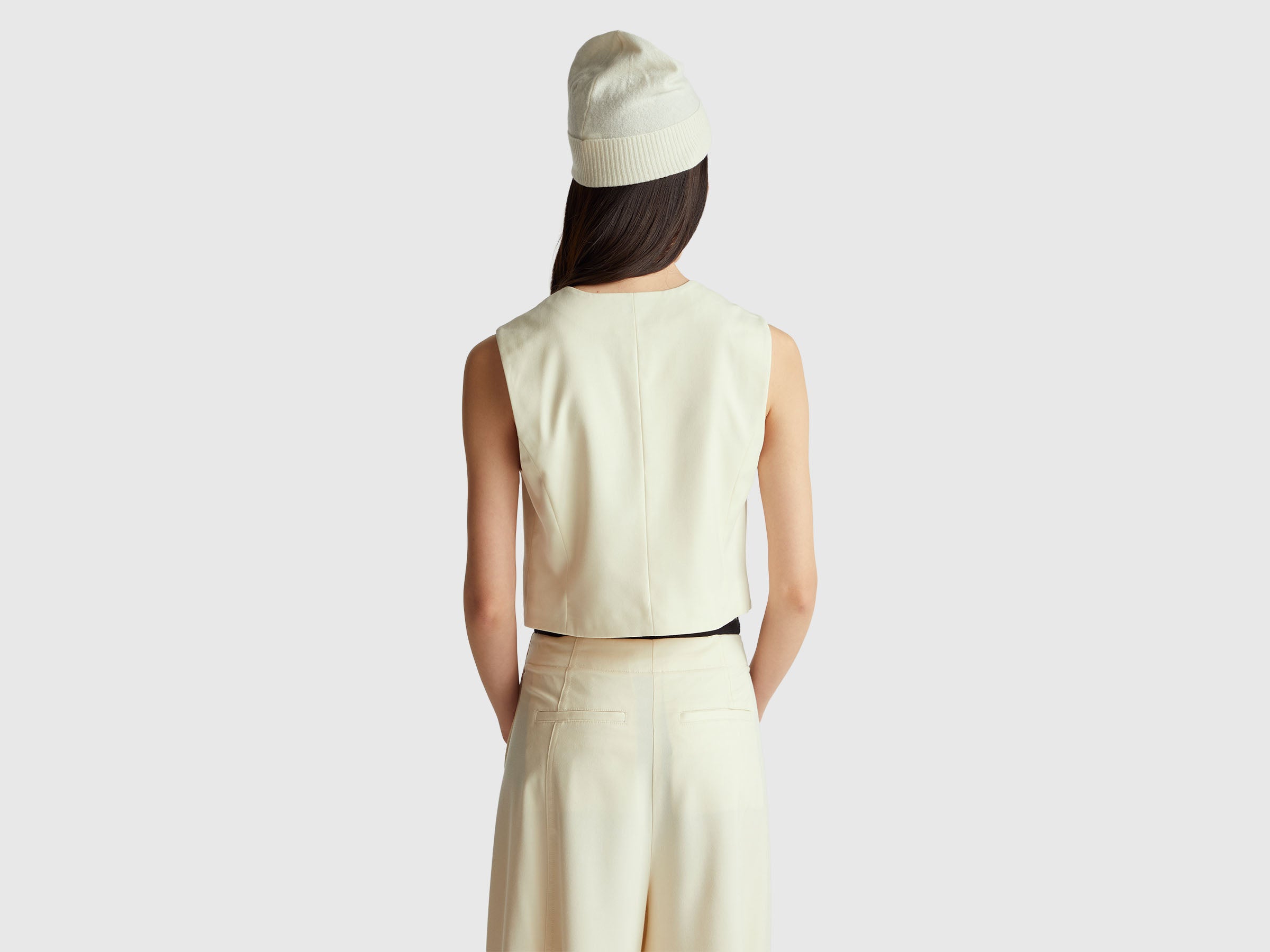 Colete em mistura de lã e viscose - ucb_image_B