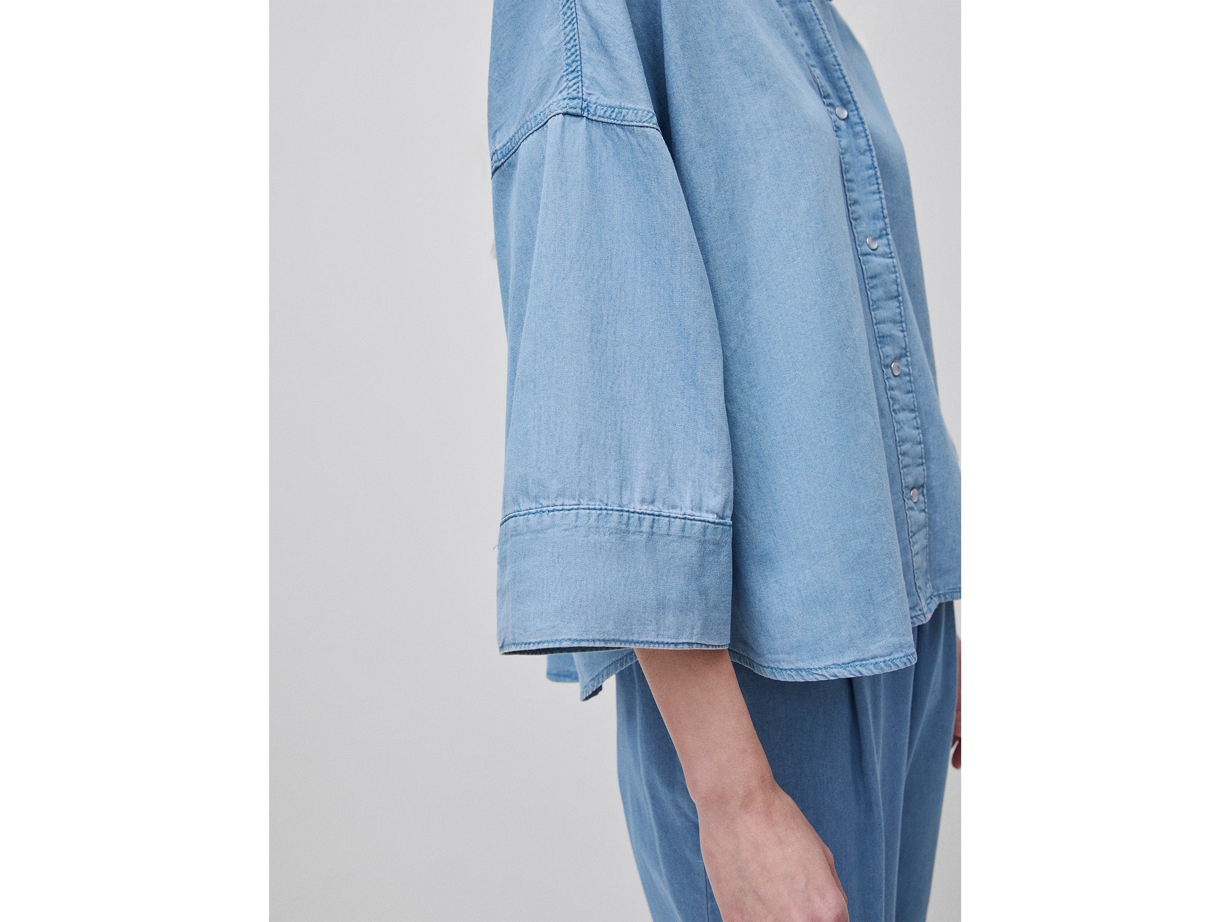 Camisa evasé em chambray - ucb_image_FY