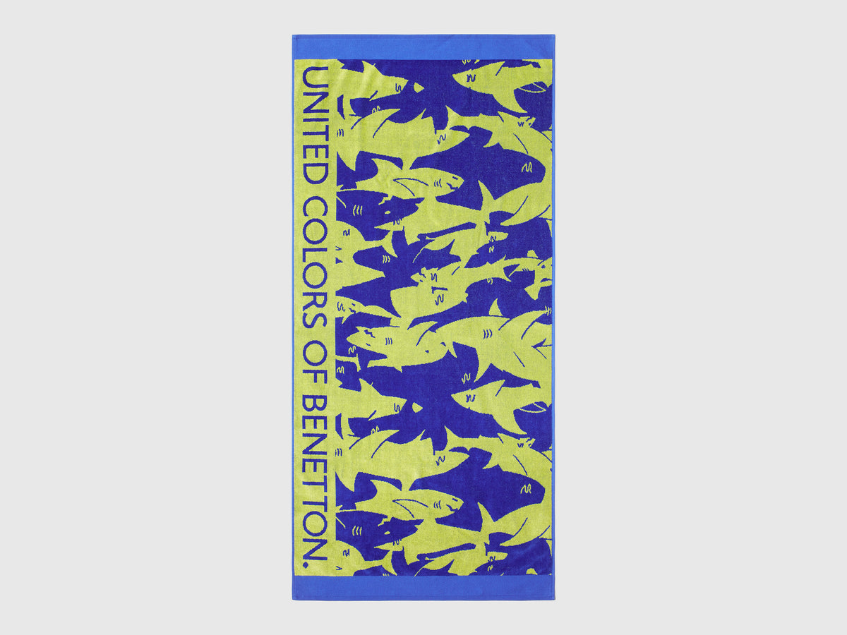 Toalha de praia com tubarões jacquard - ucb_image_FS