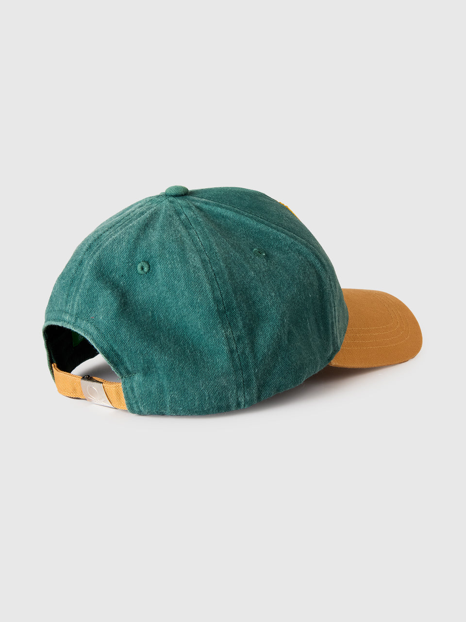 Baseball cap with embroidery - ucb_image_BS