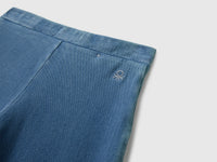 Wide fit super stretch jeans - ucb_image_DS1