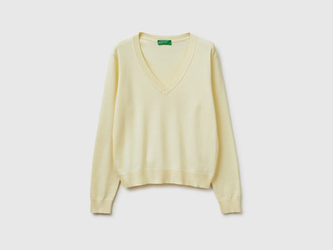 Light yellow V-neck sweater in cotton tricot - ucb_image_FS