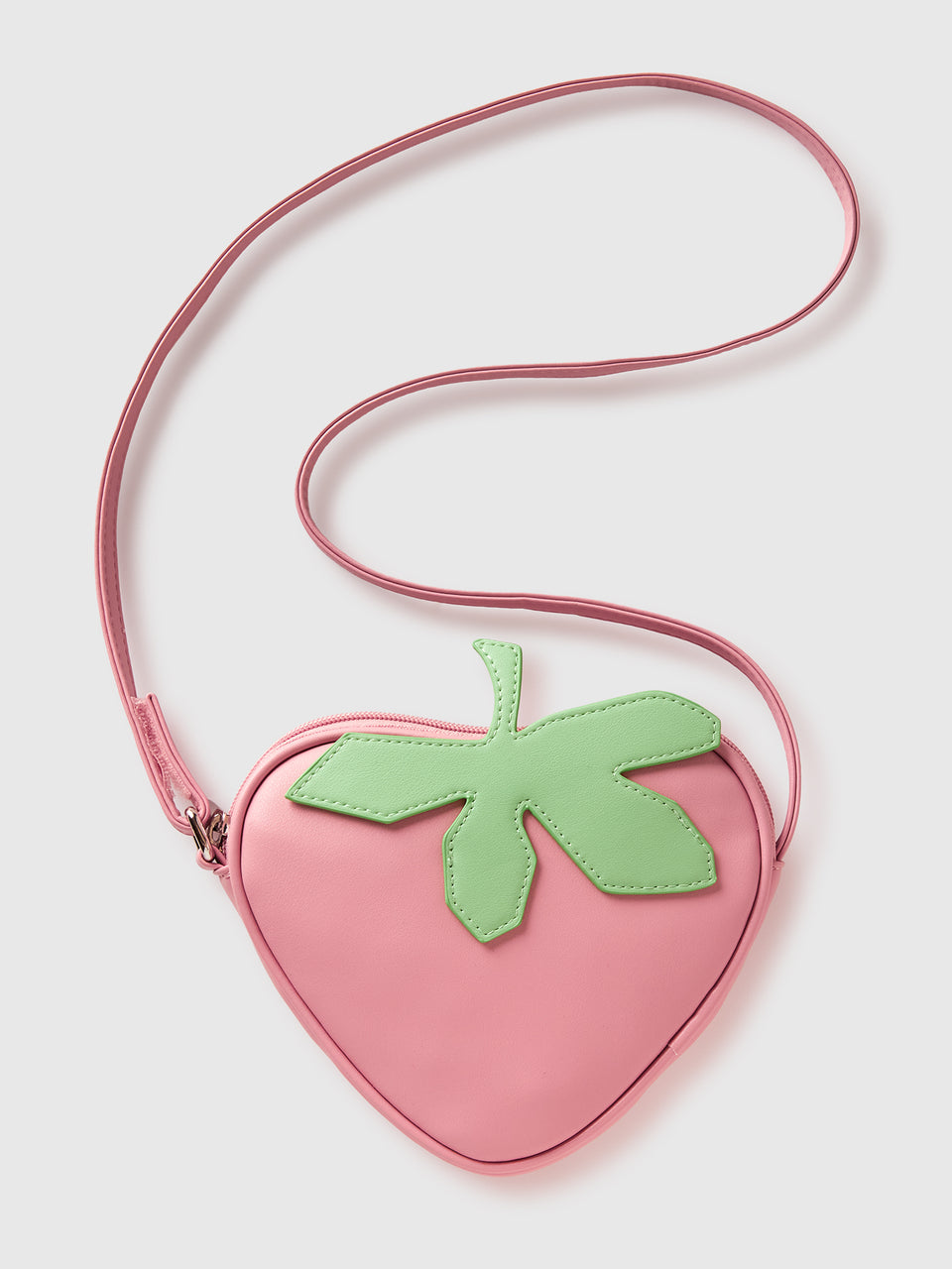 Strawberry-shaped crossbody bag - ucb_image_FS