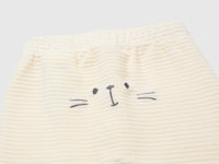 Calças em chenille com bordado atrás - ucb_image_DS1