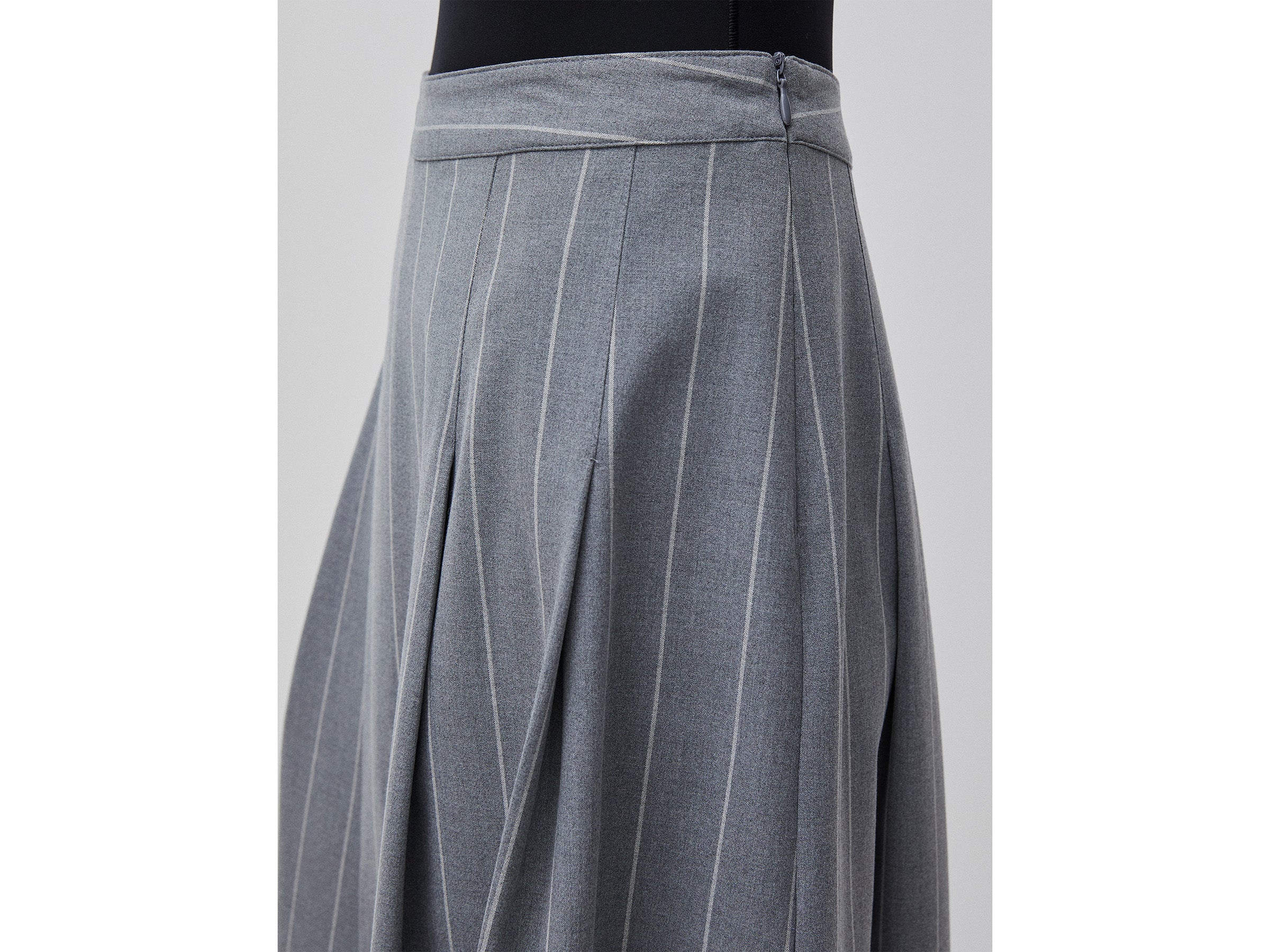 Pinstriped skirt with slit