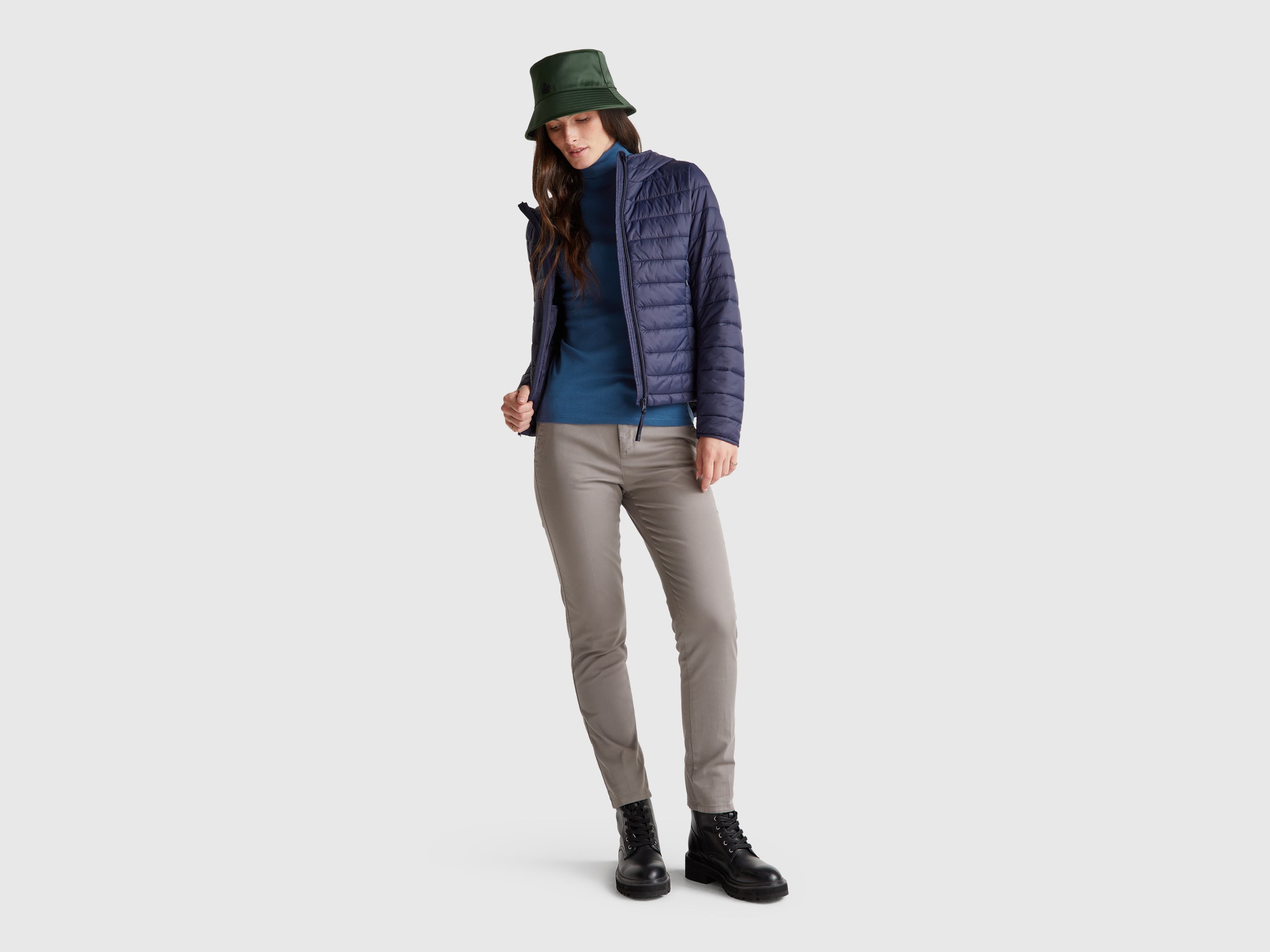 Chinos slim fit em algodão cinzento - ucb_image_FY