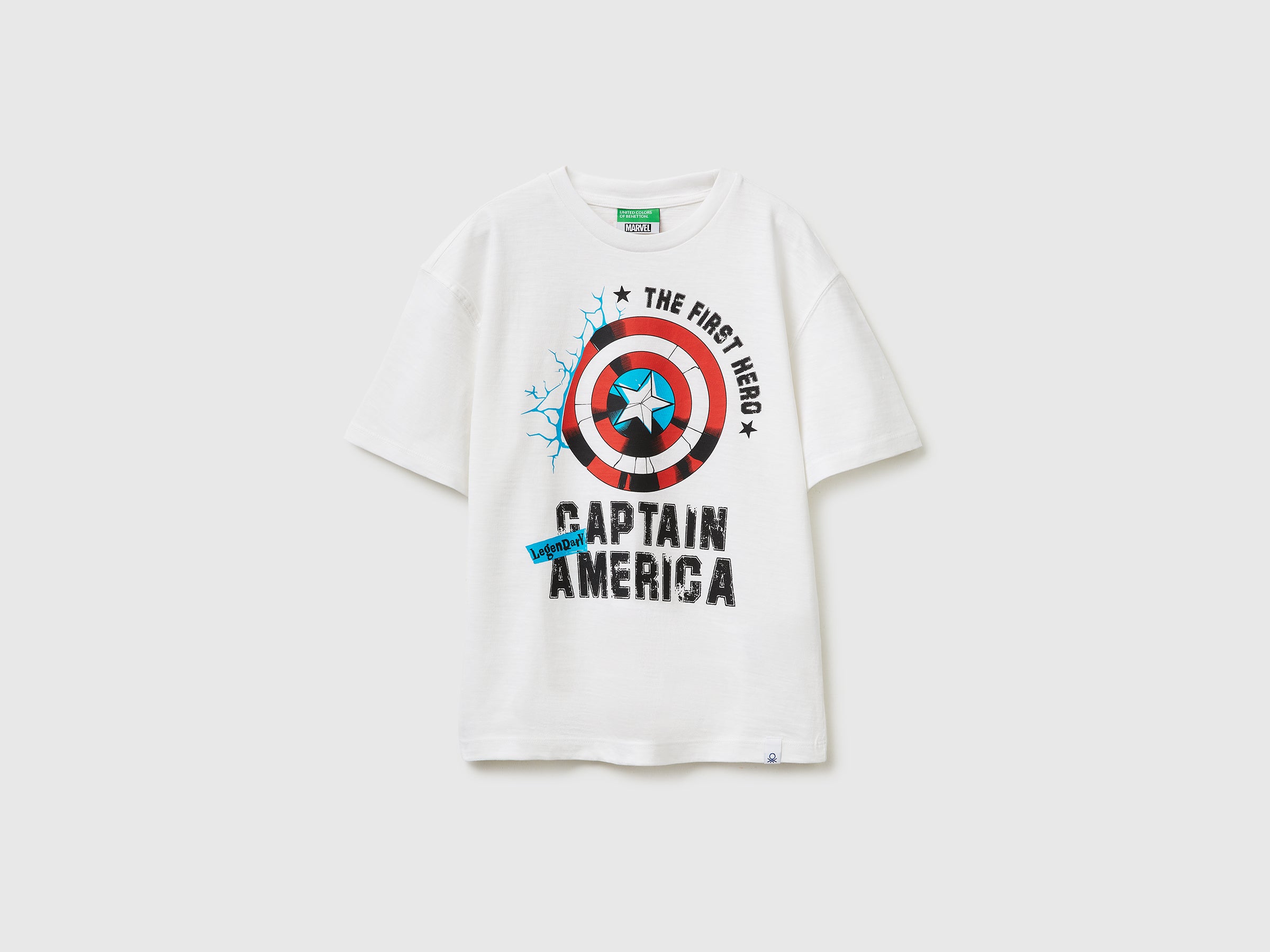Captain America T-shirt ©Marvel - ucb_image_FS