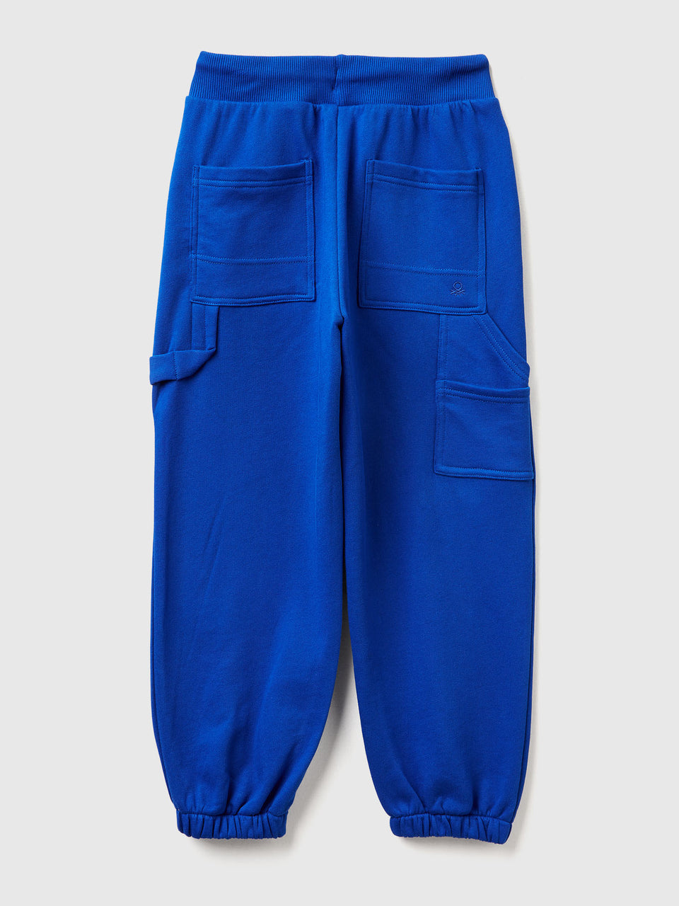 Joggers amplas com bolsos - ucb_image_BS