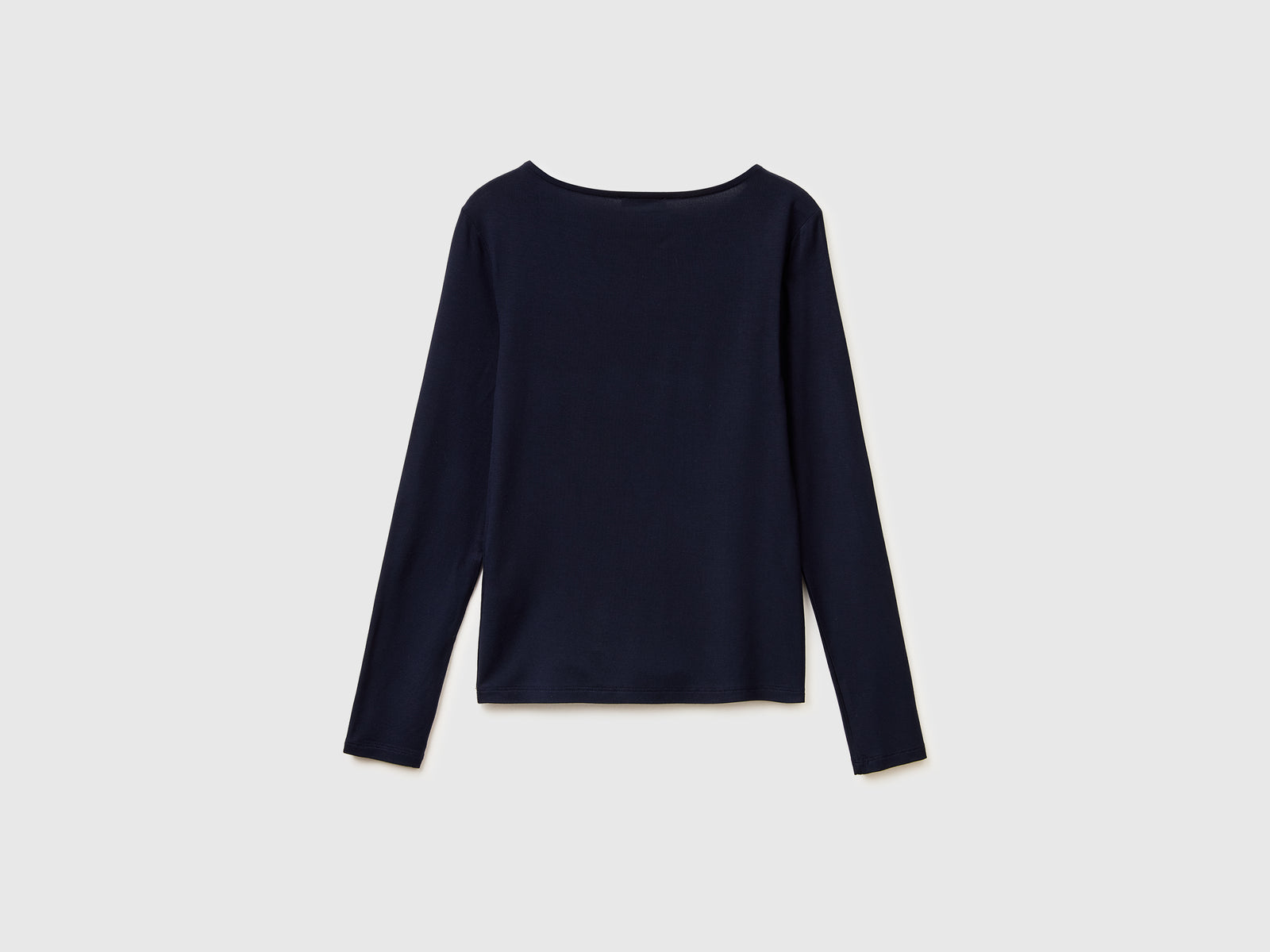 Boat-neck T-shirt - ucb_image_BS