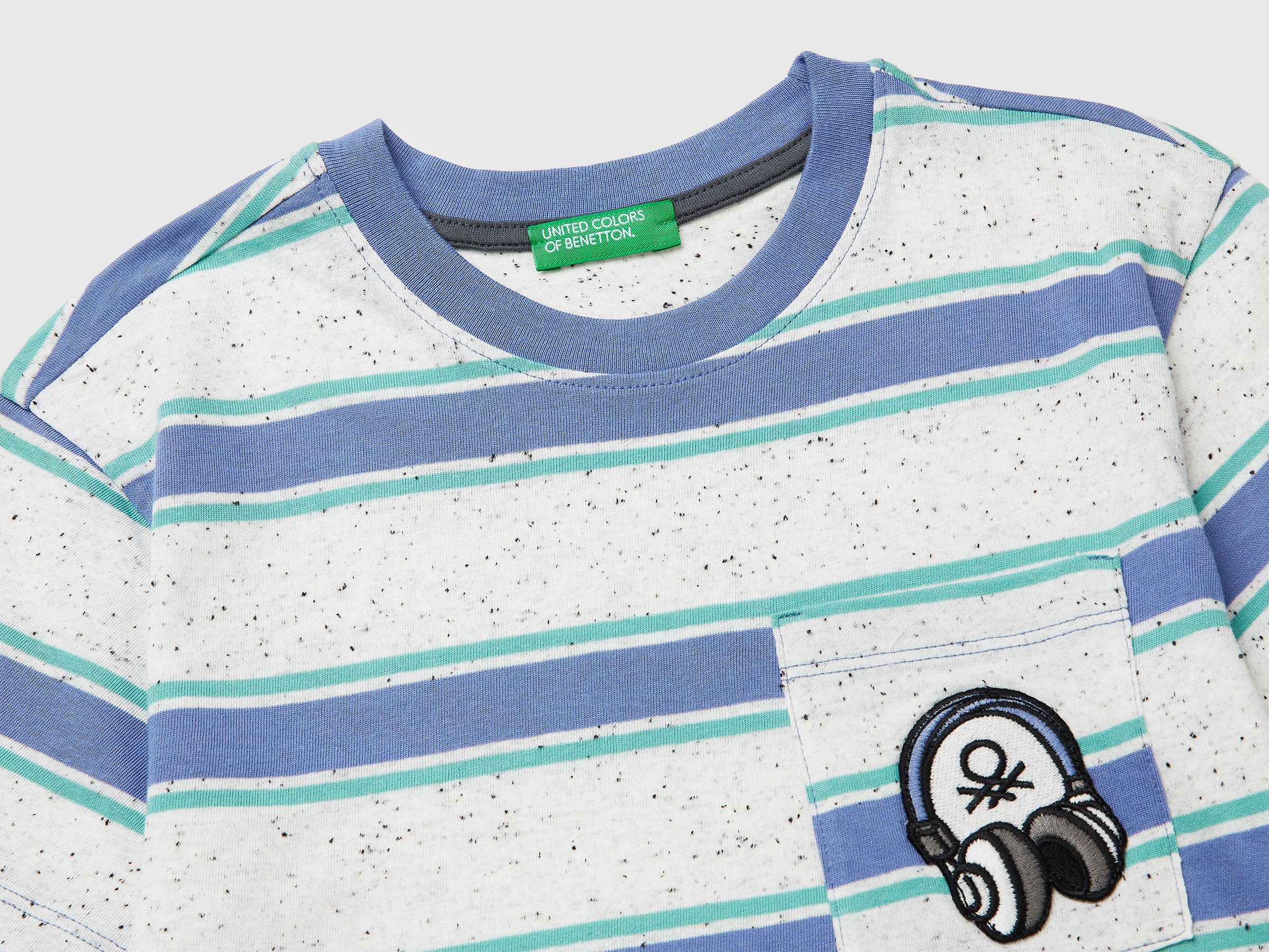 Striped T-shirt with patch - ucb_image_DS1