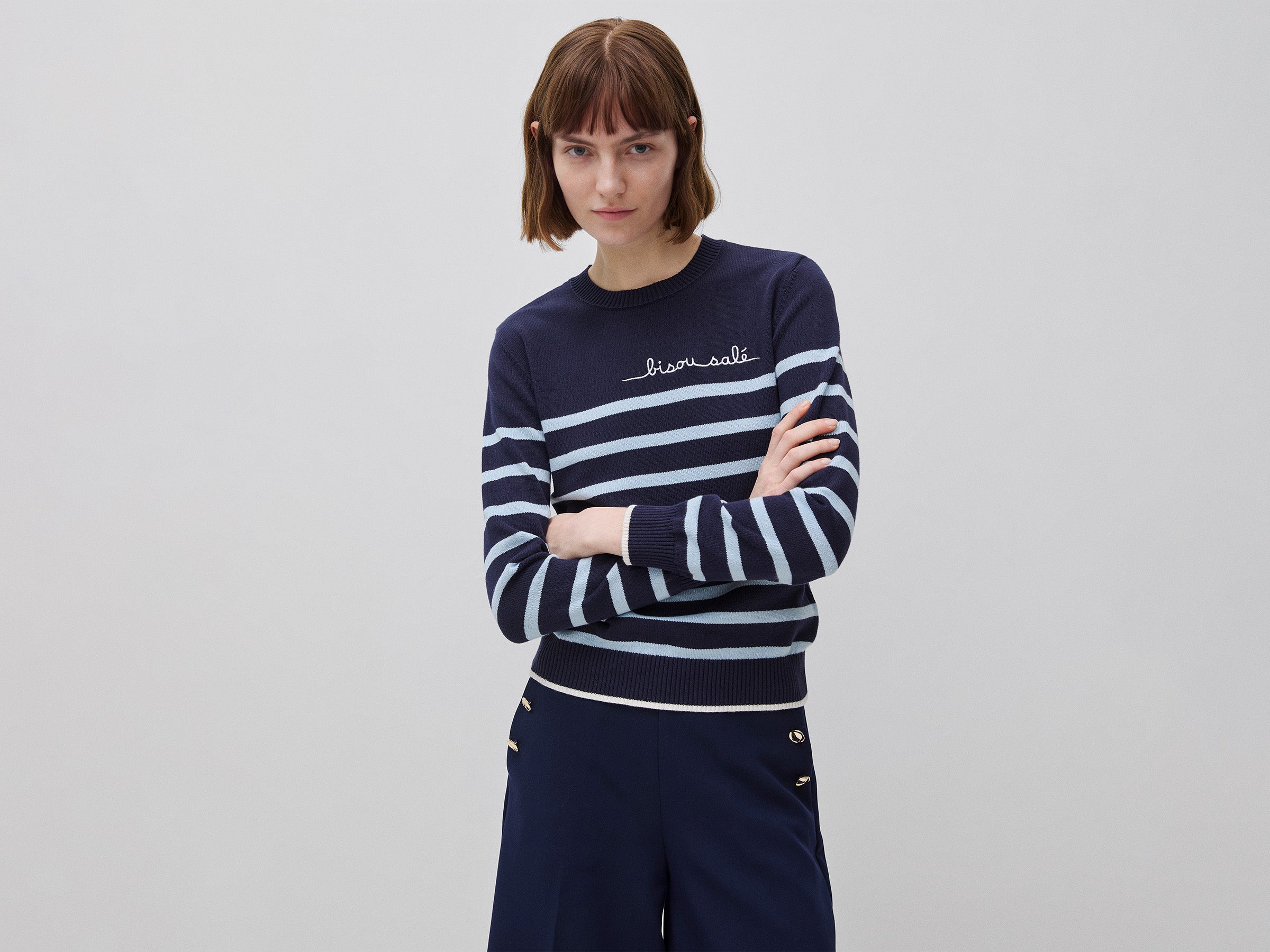 Camisola às riscas com texto bordado - ucb_image_F