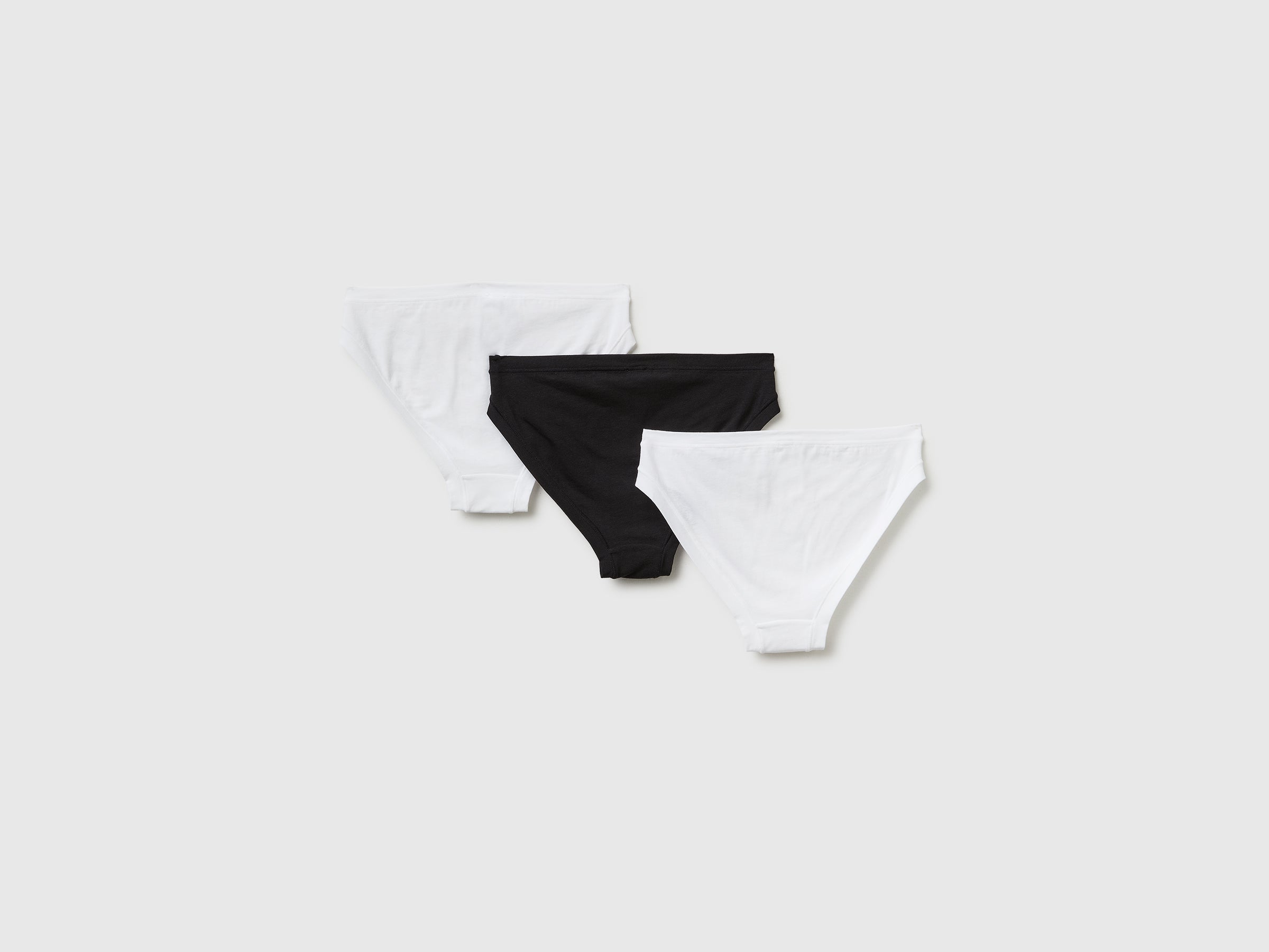 Three low-cut briefs in super stretch cotton - ucb_image_BS