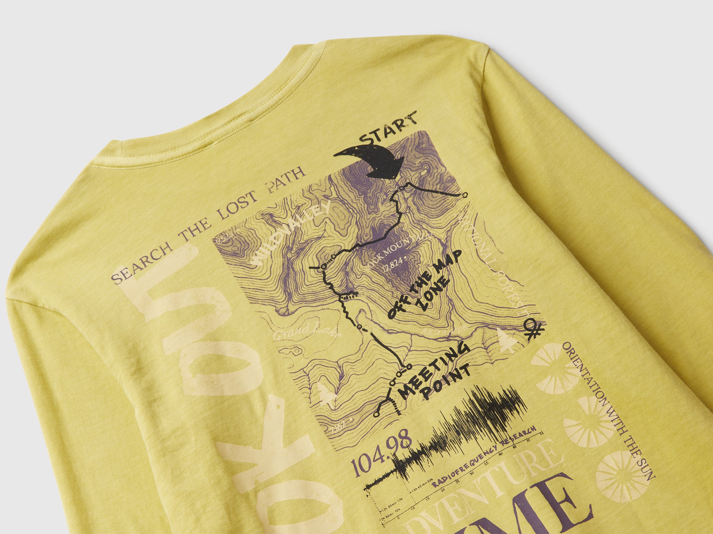 T-shirt com estampa slogan - ucb_image_DS1