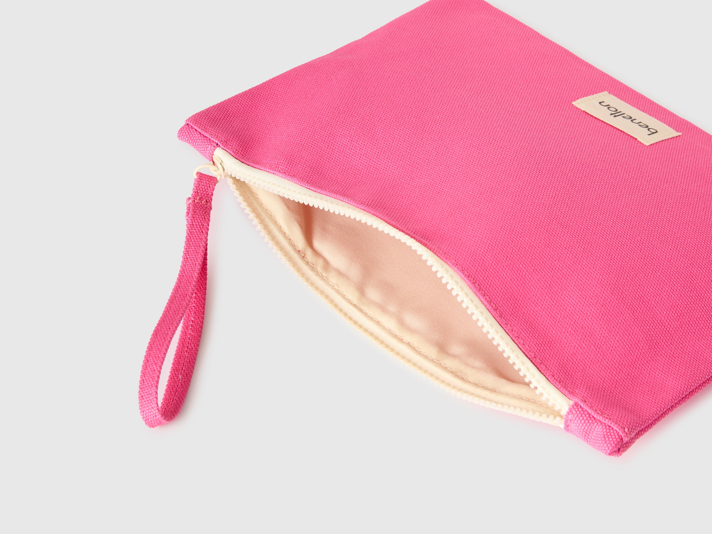 Pink tablet case - ucb_image_DS1
