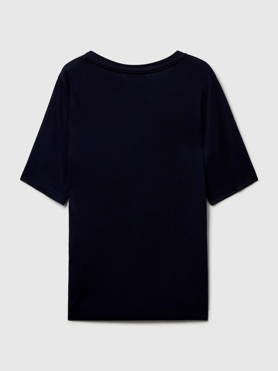 T-shirt decote em V em viscose stretch - ucb_image_BS