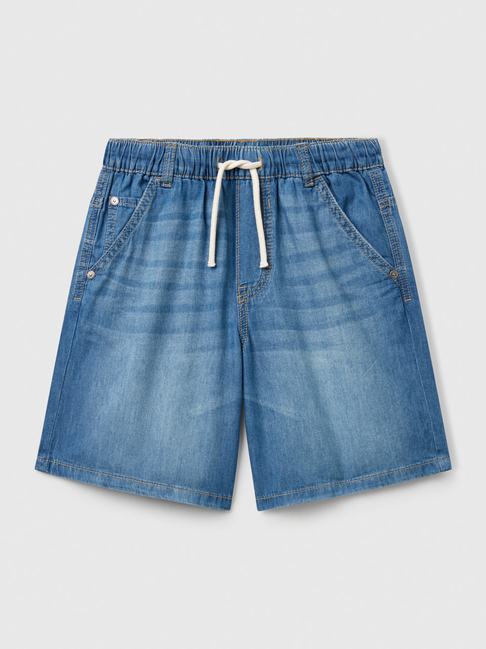 Bermuda shorts in chambray - ucb_image_FS