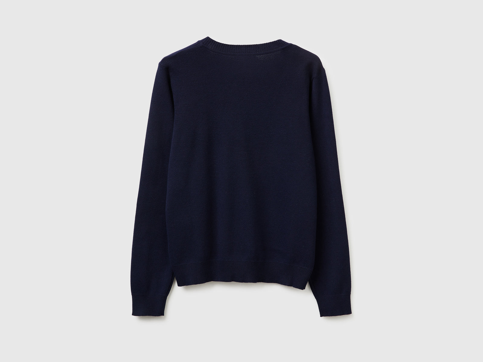 Camisola azul-escuro em algodão tricô com decote em V - ucb_image_BS