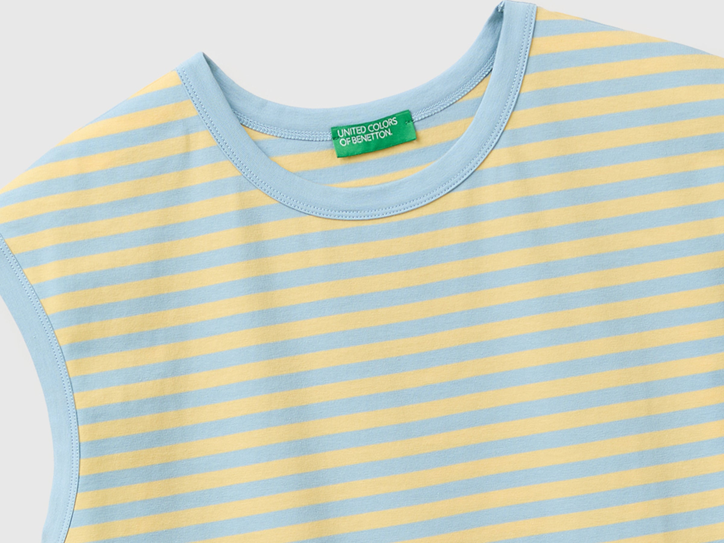 Striped sleeveless T-shirt - ucb_image_FY