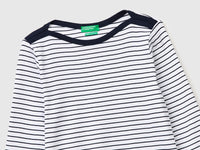 T-shirt às riscas com decote à barco - ucb_image_DS1
