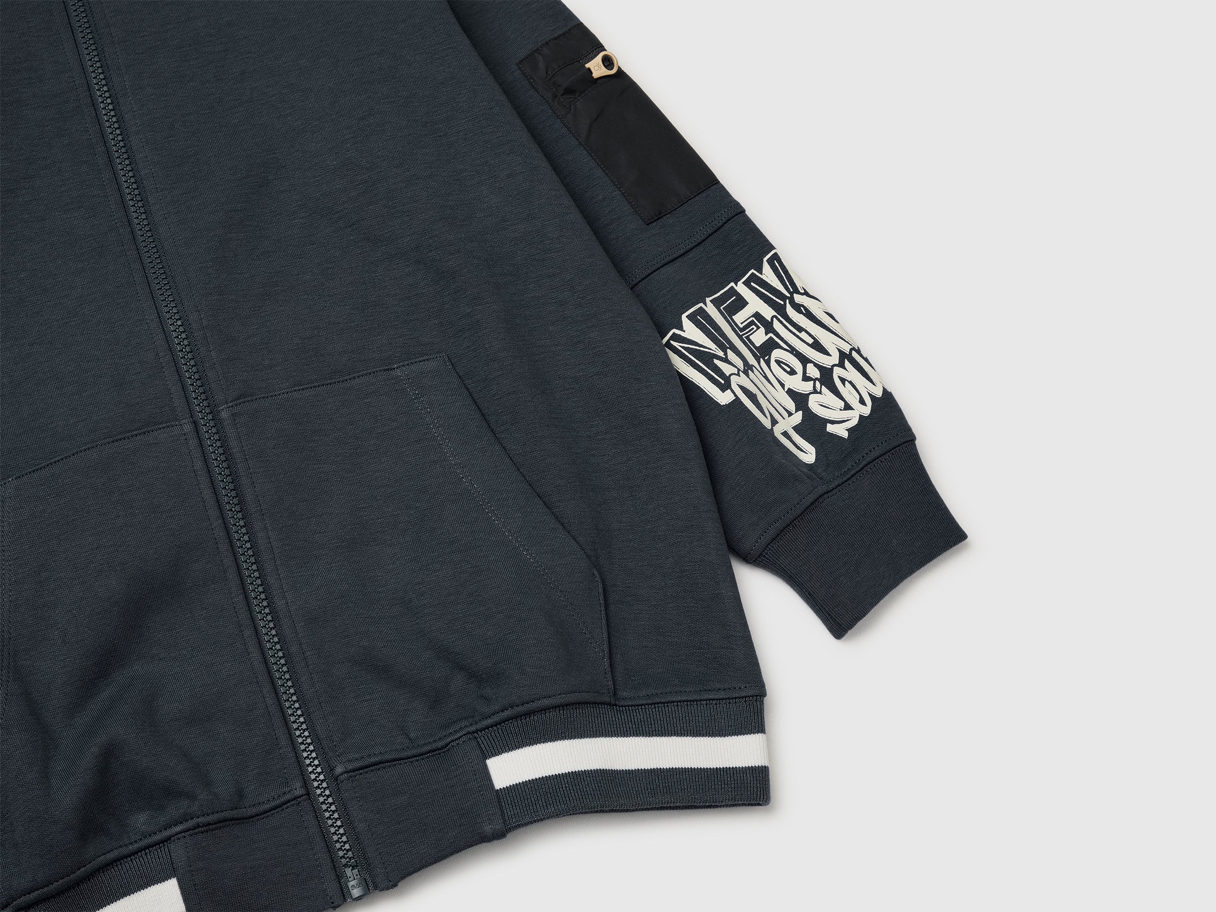 Open sweatshirt with nylon inserts - ucb_image_DS1