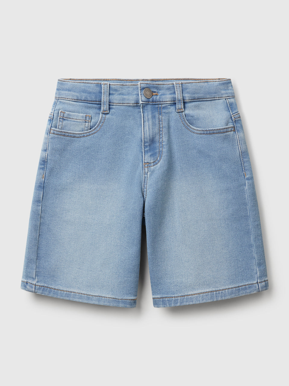 Straight Bermuda shorts in stretch denim - ucb_image_FS