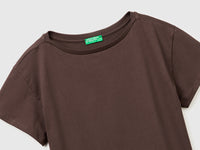 Boat-neck T-shirt - ucb_image_DS1