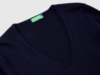 Camisola azul-escuro com decote em V em pura lã Merino - ucb_image_DS1