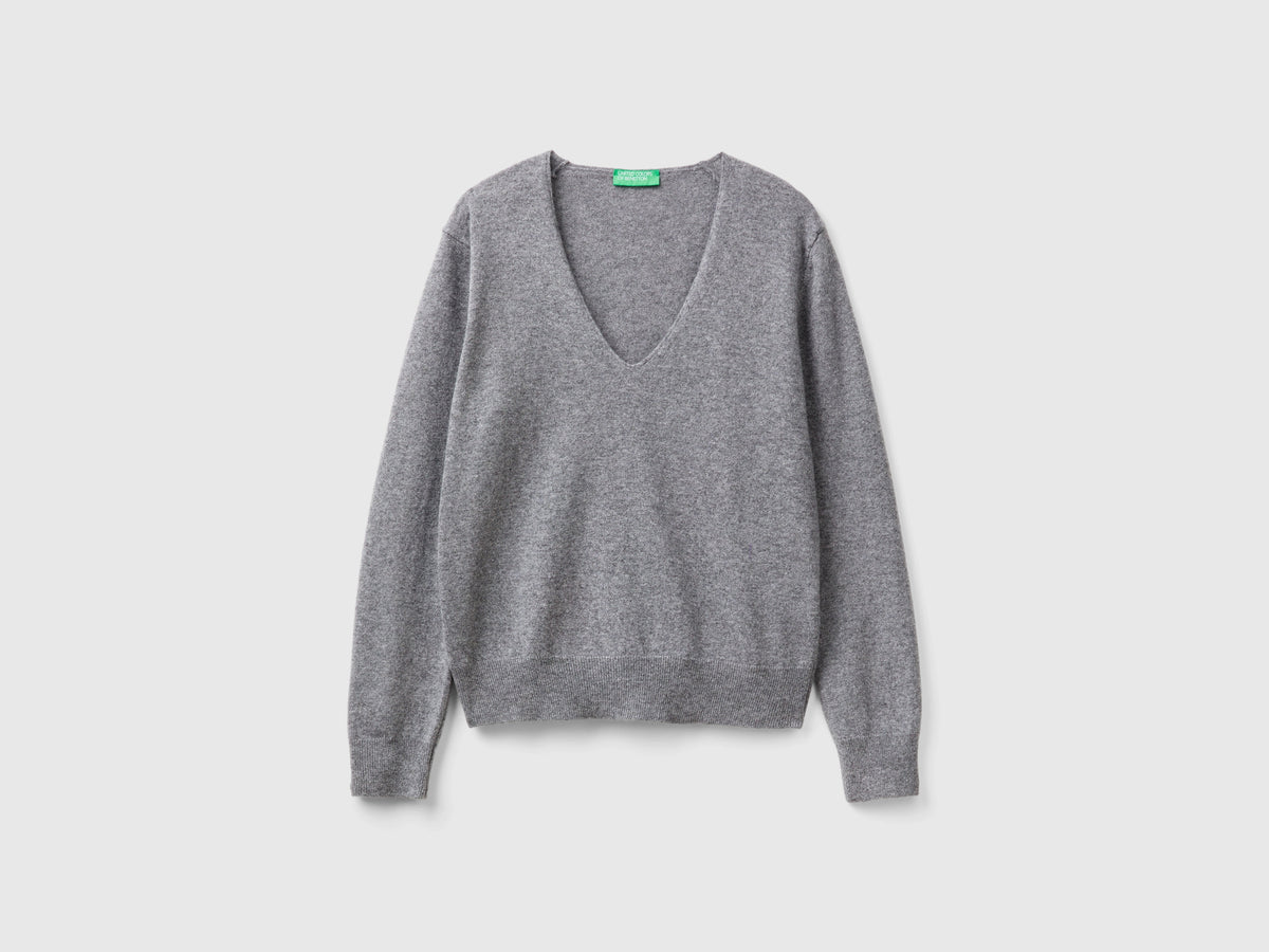Camisola cinzento rato com decote em V em pura lã Merino - ucb_image_FS