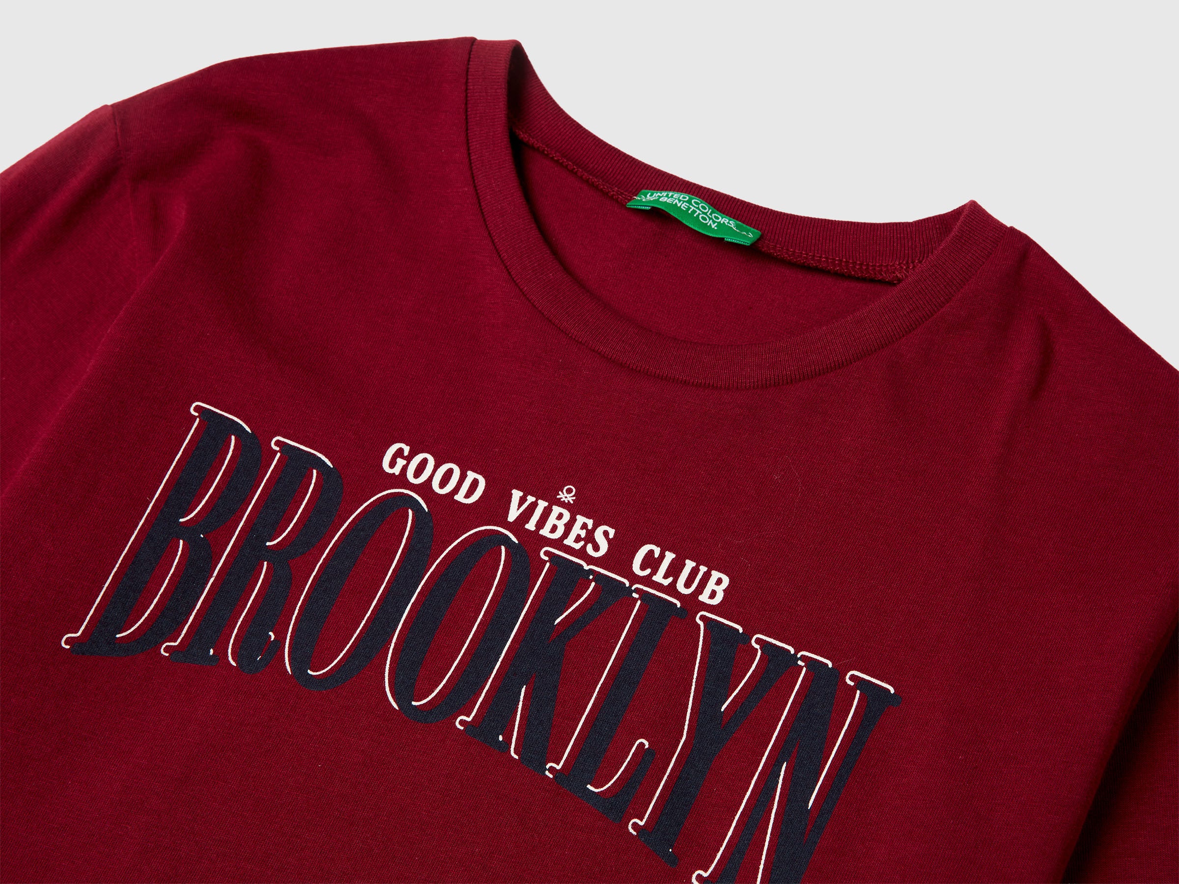 T-shirt com estampa - ucb_image_DS1