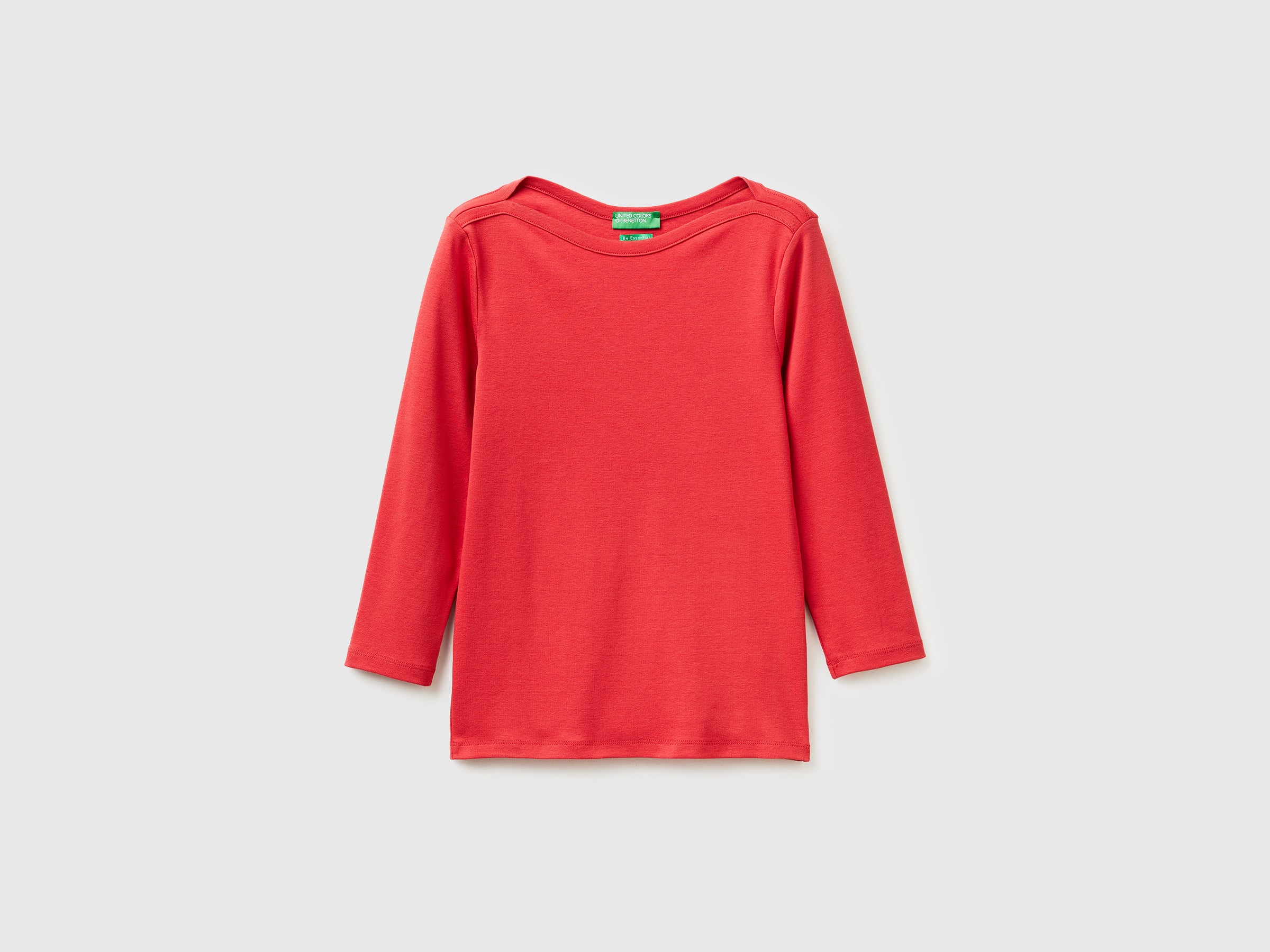 Slim fit t-shirt with boat neck - ucb_image_FS