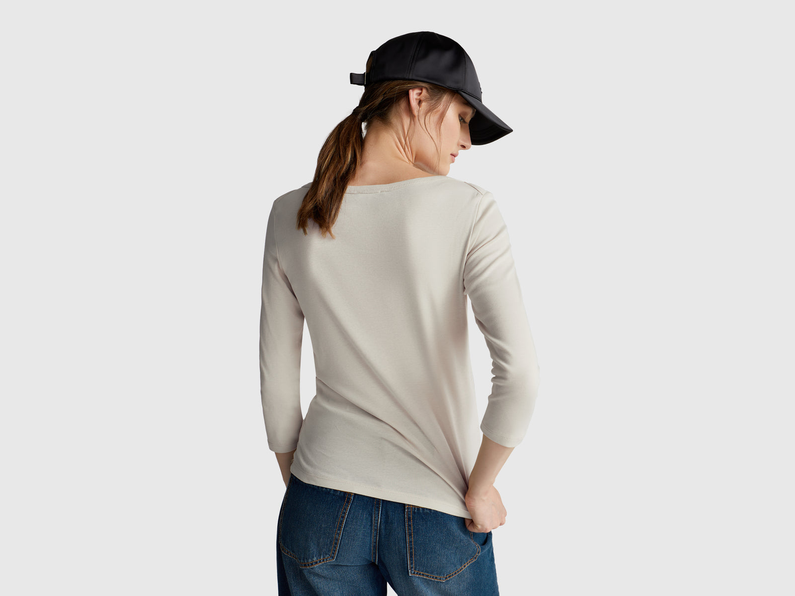 T-shirt with boat neck