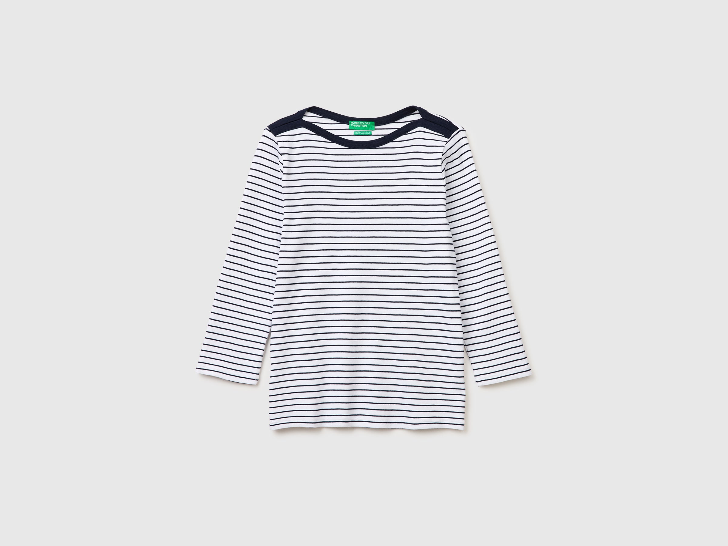 T-shirt às riscas com decote à barco - ucb_image_FS