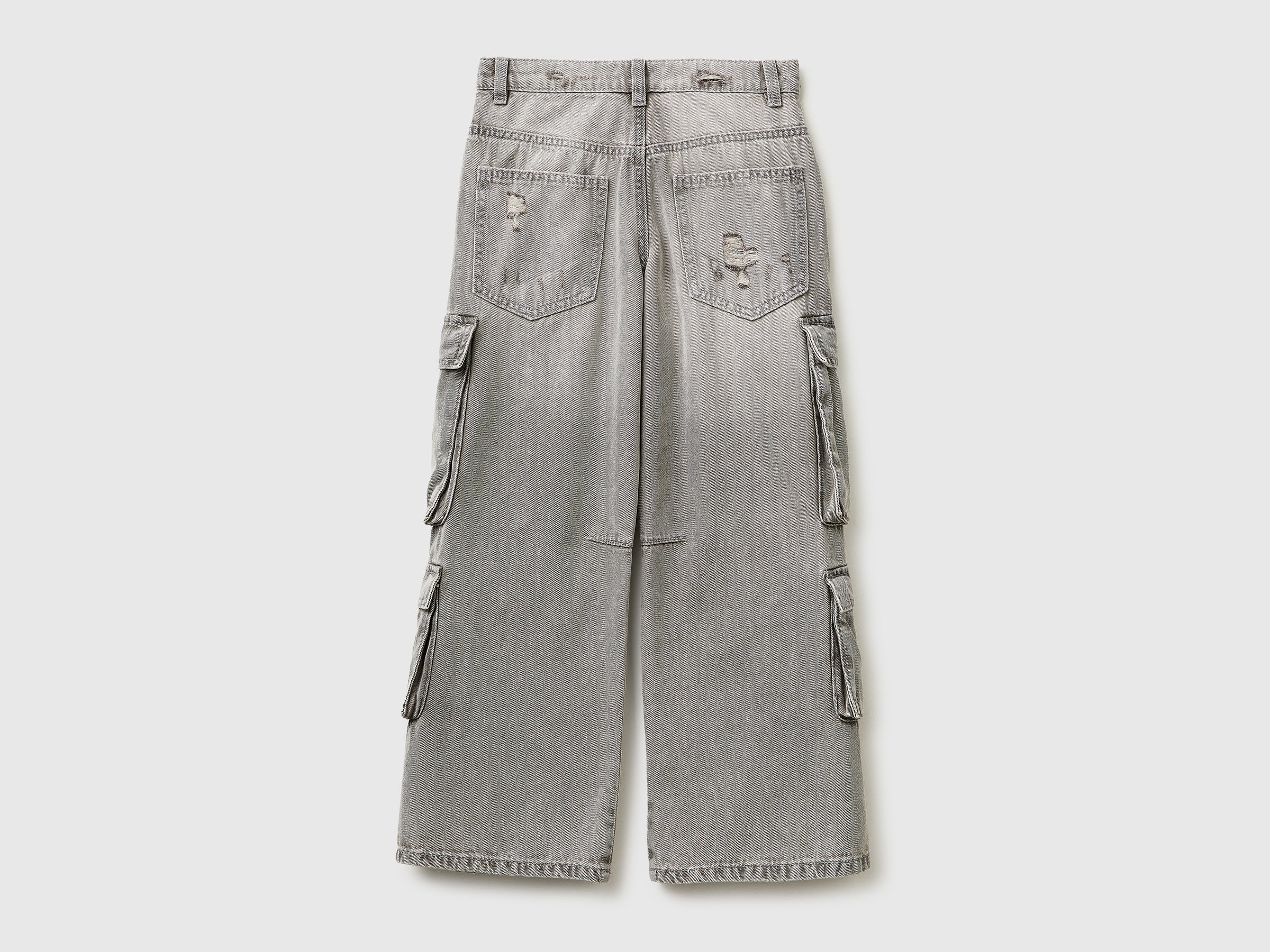 Jeans com bolsos grandes loose fit - ucb_image_BS