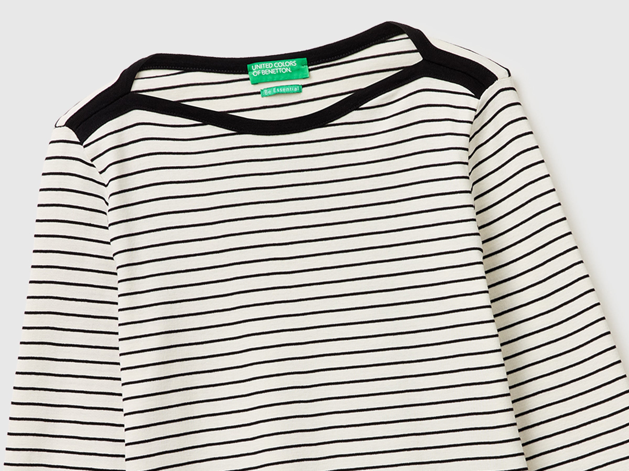 Striped t-shirt with boat neck - ucb_image_DS1