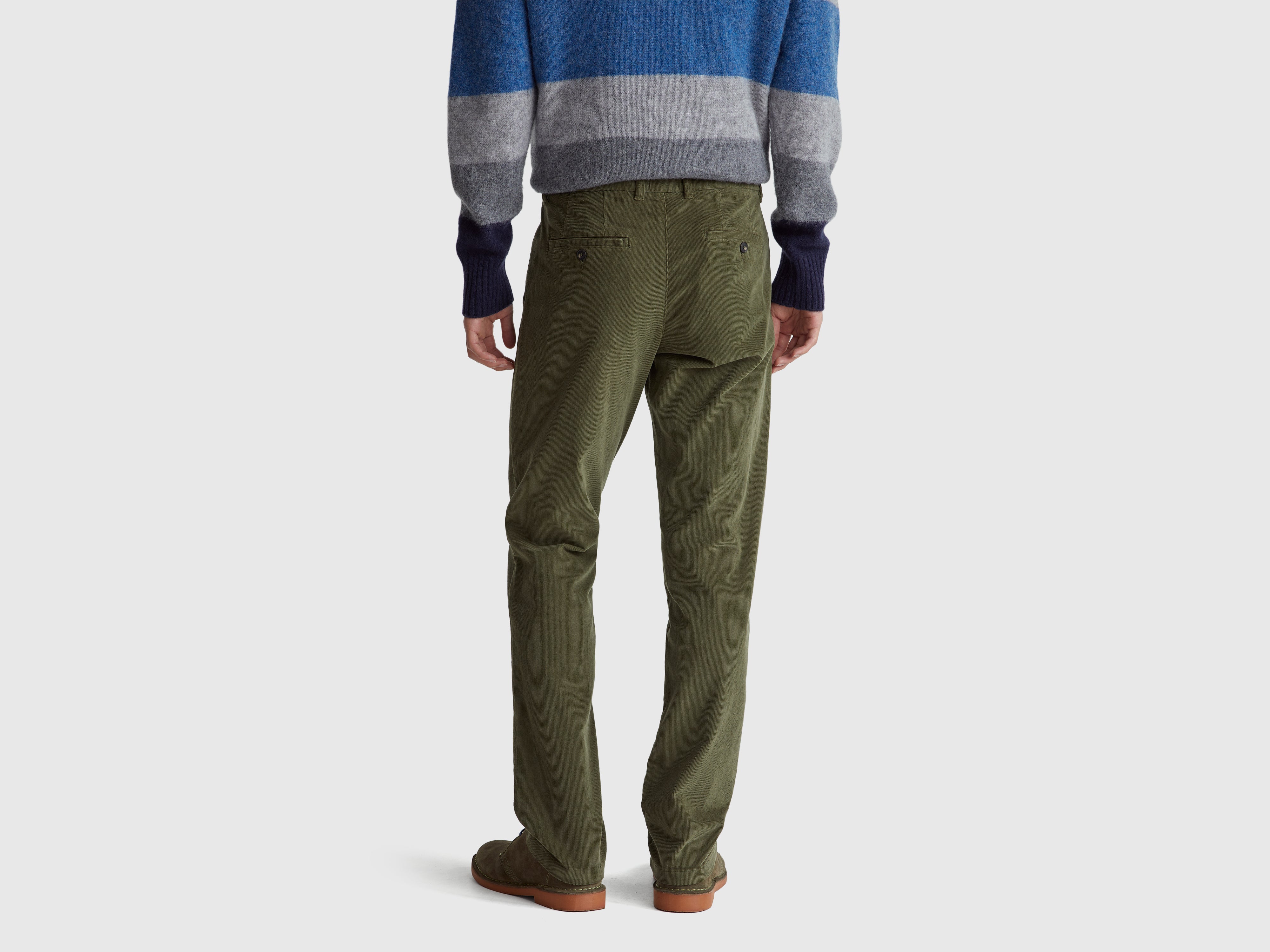 Calças slim fit em veludo stretch - ucb_image_B