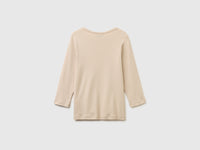 Slim fit t-shirt with boat neck - ucb_image_BS