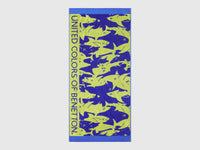 Toalha de praia com tubarões jacquard - ucb_image_FS