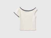 Asymmetrical top - ucb_image_FS