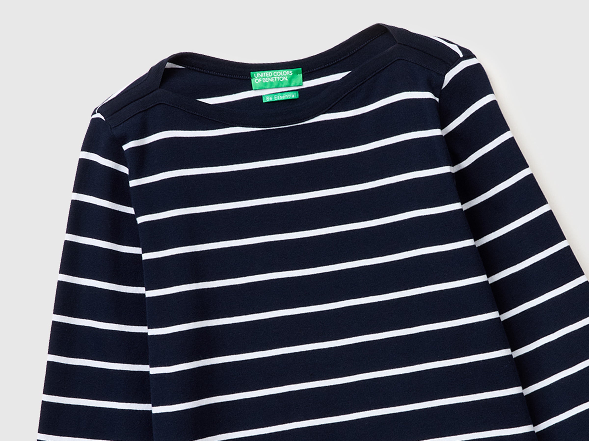 Striped t-shirt with boat neck - ucb_image_DS1