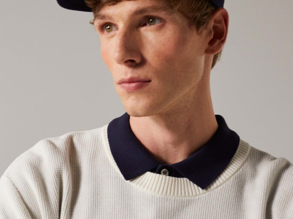 HOME <span class="serif">&Alpha;&nu;&delta;&rho;&iota;&kappa;ά</span>