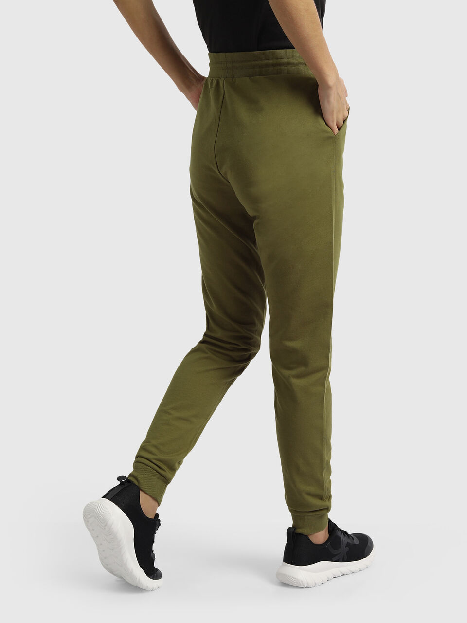 Basic Joggers image number null
