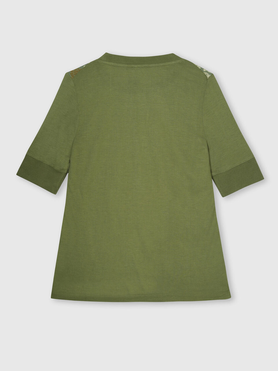 Short Sleeve Knit Woven Top Wt Turtle  Print image number null