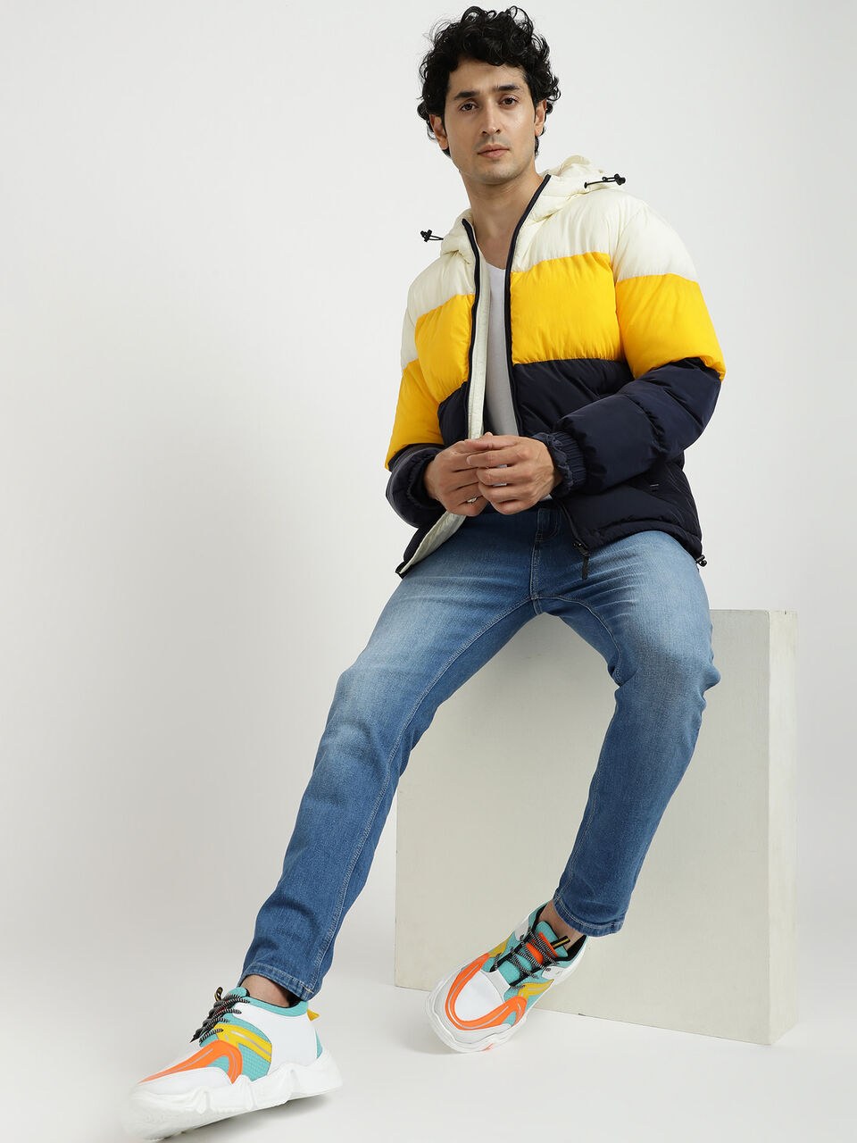 COLOR BLOCK HEAVY PUFFER JACKET image number null