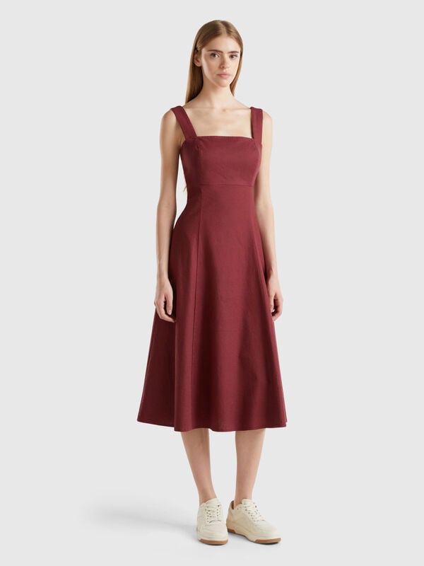 Square-neck dress in linen blend Women