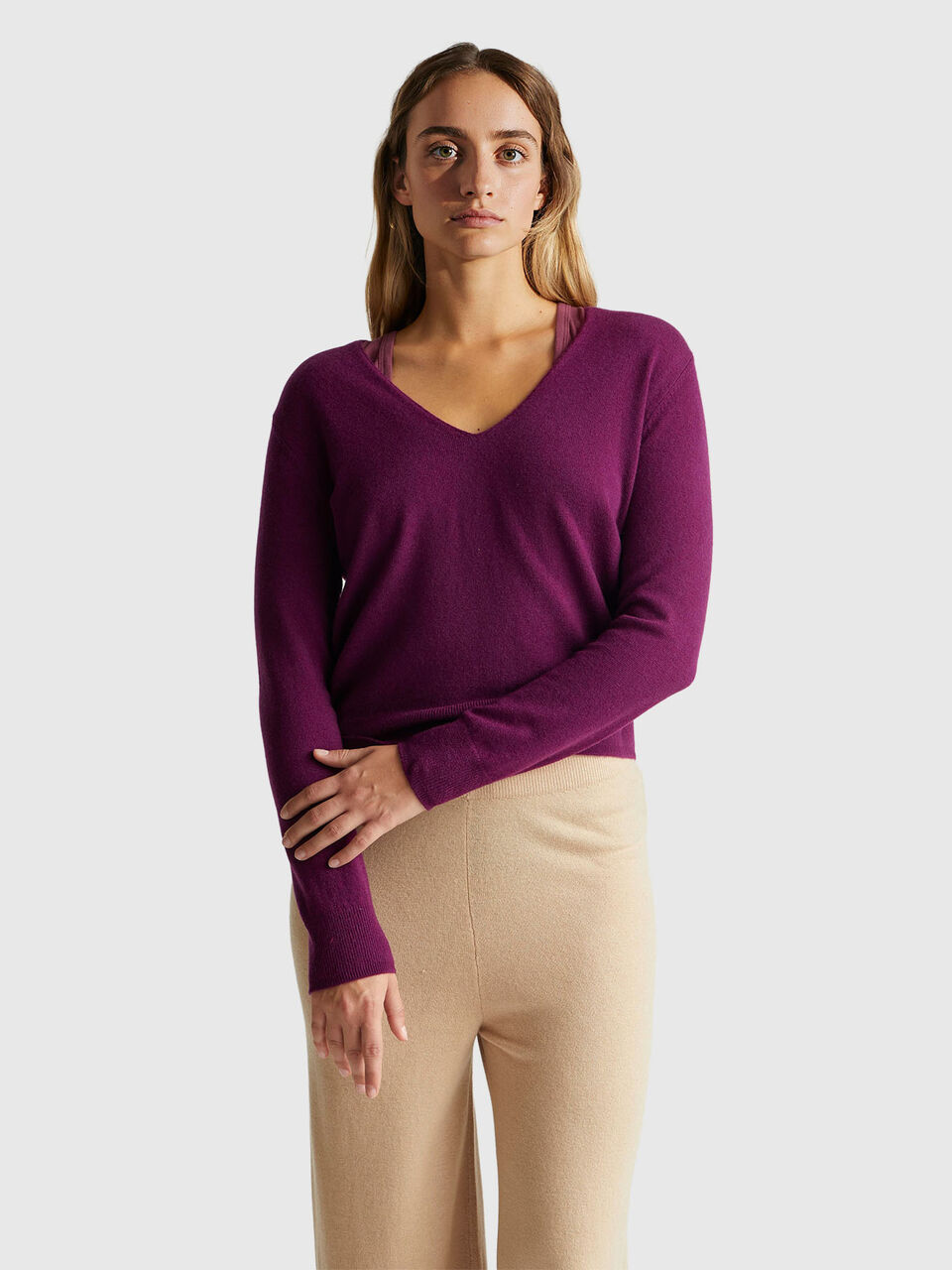 V NECK SWEATER L/S Women image number null
