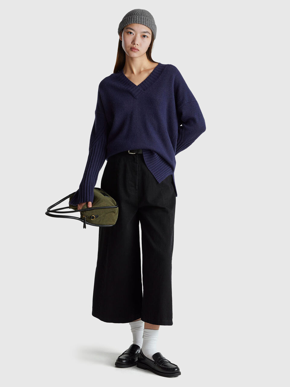 V NECK SWEATER L/S Women image number null